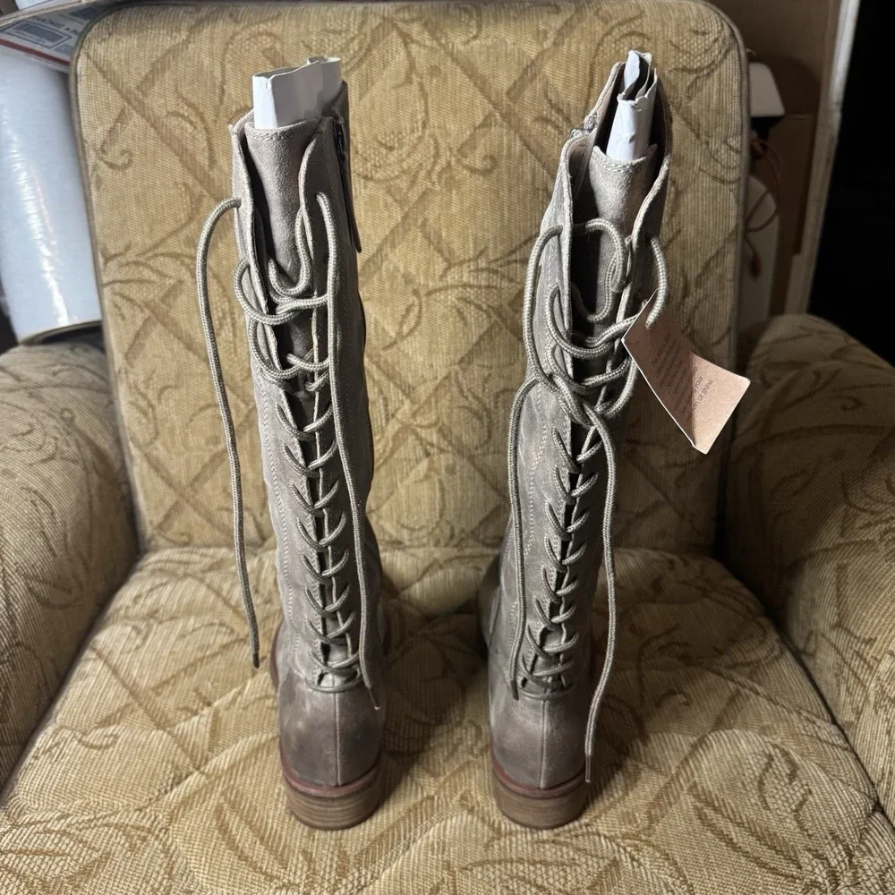 Sofft Sharnell II WP Knee High Leather Boot, Women's Size 9.5M, NEW MSRP $239.95